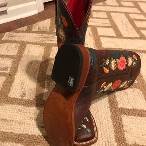 New Macie Bean Cowboy Boots!